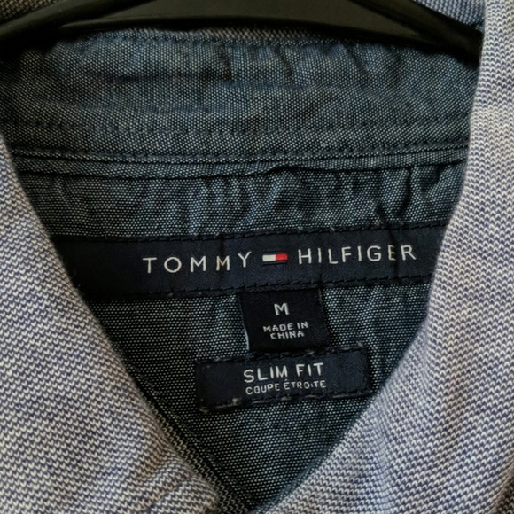 Tommy Hilfiger Button Down - Picture 2 of 3